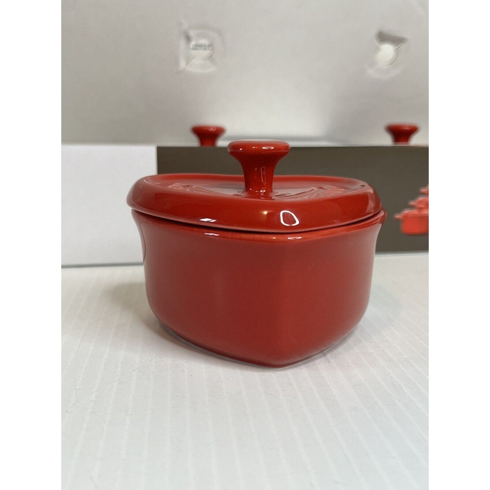 NEW Staub 3 Mini Ceramic Heart Shaped Cocottes Cherry Red with Lids - Picture 4 of 10